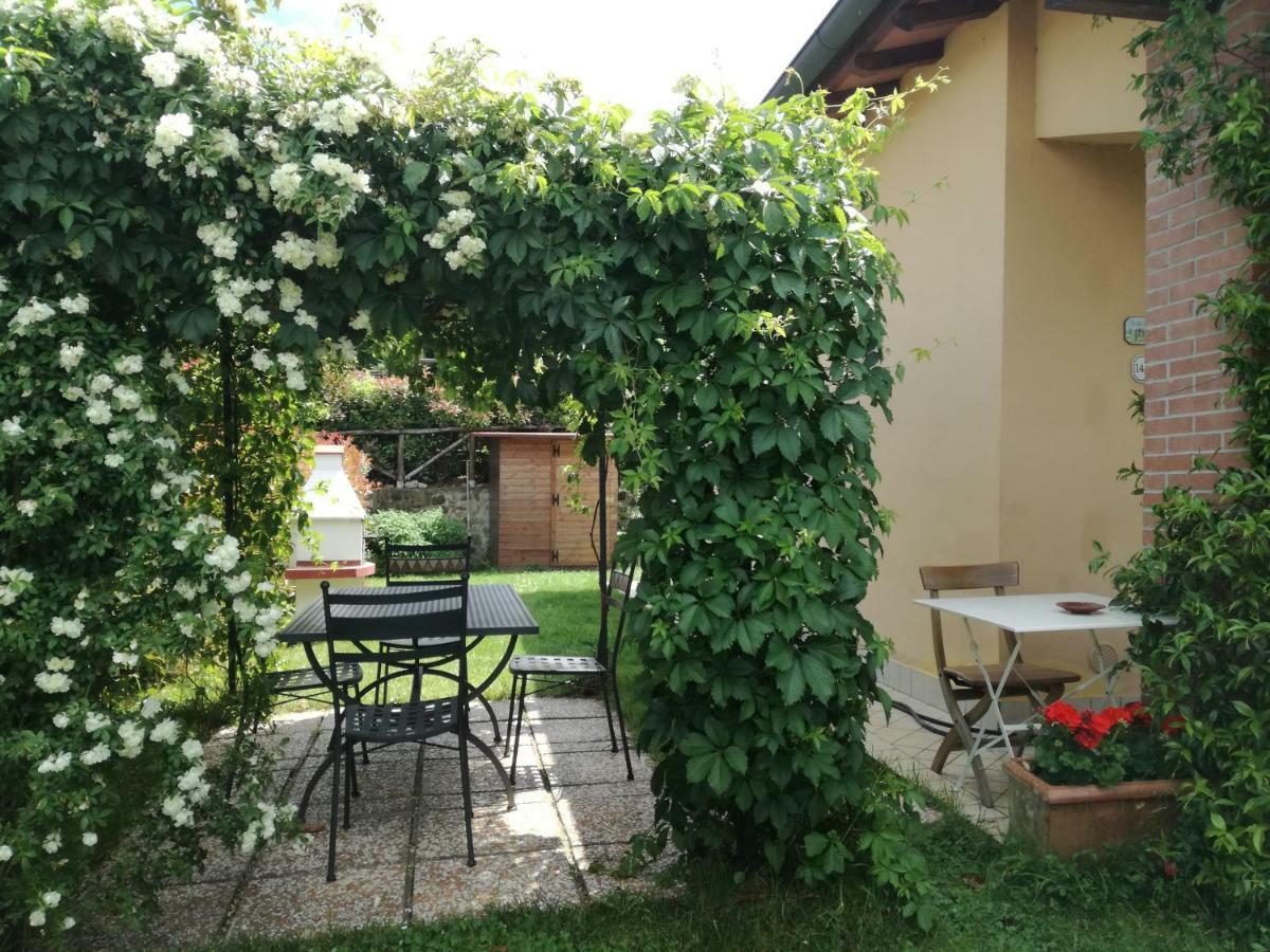 Villetta Pia Contignano Ngoại thất bức ảnh